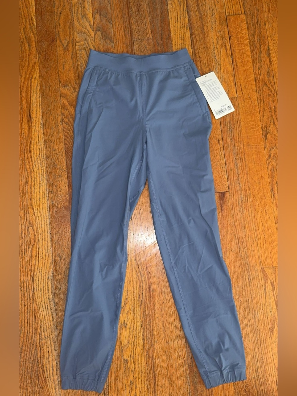 Lululemon light weight joggers - Picture 2 of 4